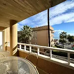 Primera Linea De Playa Con Vistas Al Mar Con Garaje B Торремолінос