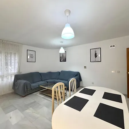 Primera Linea De Playa Con Vistas Al Mar Con Garaje B * Torremolinos