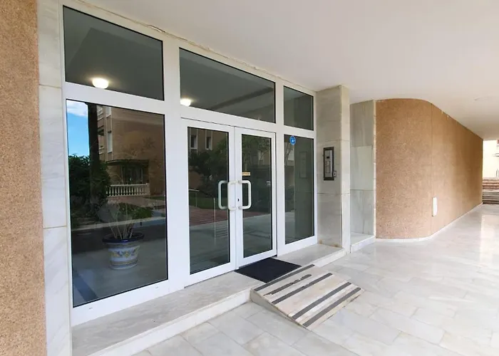 Primera Linea De Playa Con Vistas Al Mar Con Garaje B *