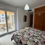 Primera Linea De Playa Con Vistas Al Mar Con Garaje B *