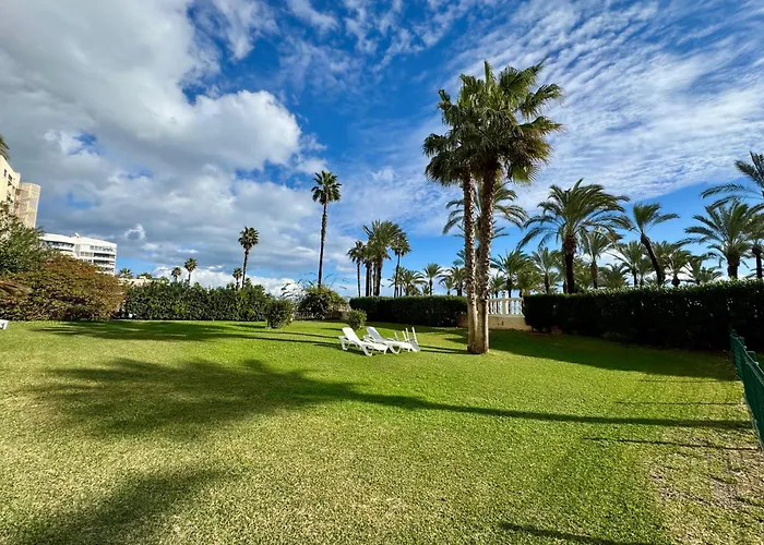 Primera Linea De Playa Con Vistas Al Mar Con Garaje B Apartamento