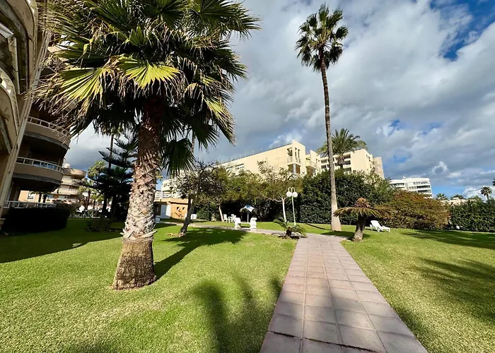 Apartamento Primera Linea De Playa Con Vistas Al Mar Con Garaje B *