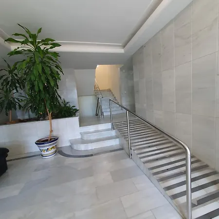 Primera Linea De Playa Con Vistas Al Mar Con Garaje B