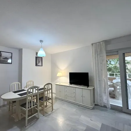 Primera Linea De Playa Con Vistas Al Mar Con Garaje B Appartement *