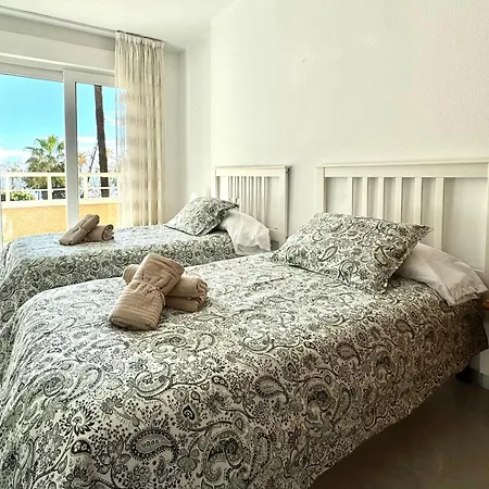 Primera Linea De Playa Con Vistas Al Mar Con Garaje B *